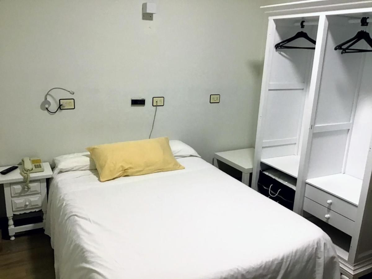 Hotel Los Olmos Lugo Buitenkant foto