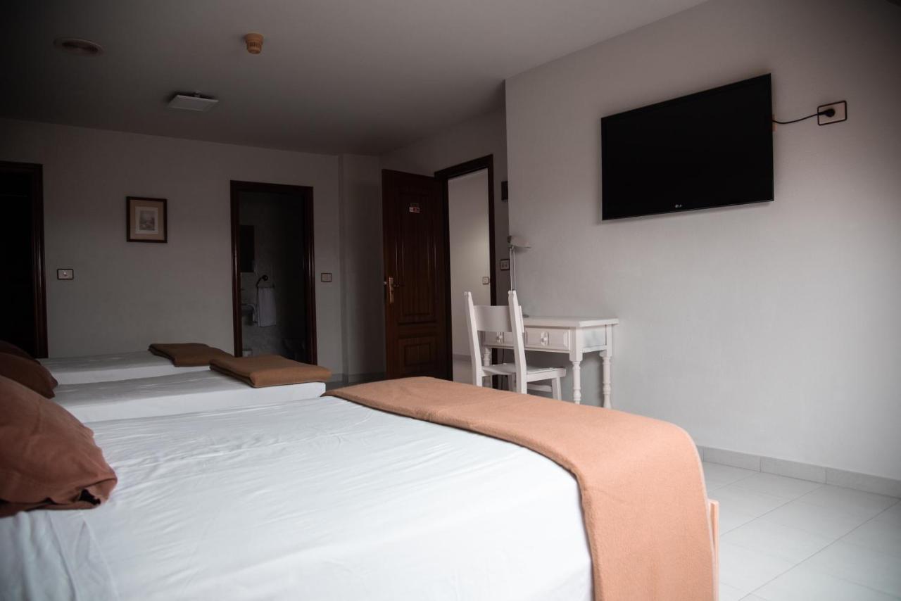 Hotel Los Olmos Lugo Buitenkant foto
