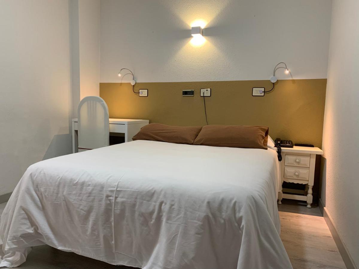 Hotel Los Olmos Lugo Buitenkant foto