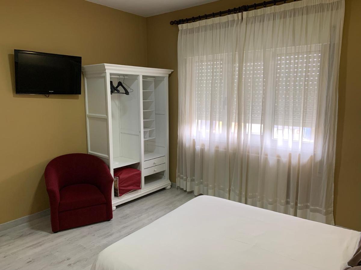 Hotel Los Olmos Lugo Buitenkant foto