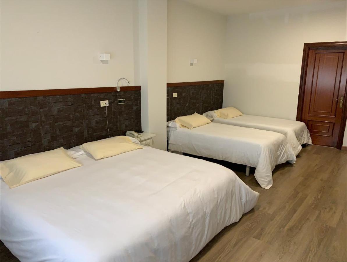 Hotel Los Olmos Lugo Buitenkant foto