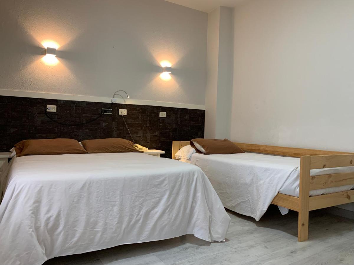 Hotel Los Olmos Lugo Buitenkant foto